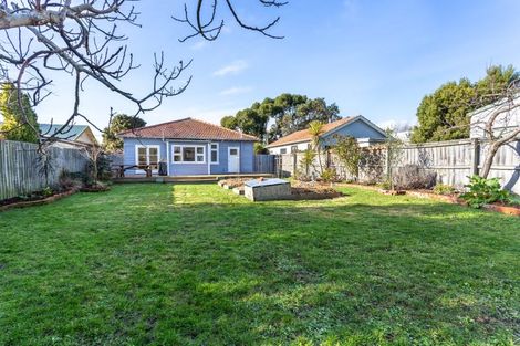 Photo of property in 64 Cumnor Terrace, Woolston, Christchurch, 8023