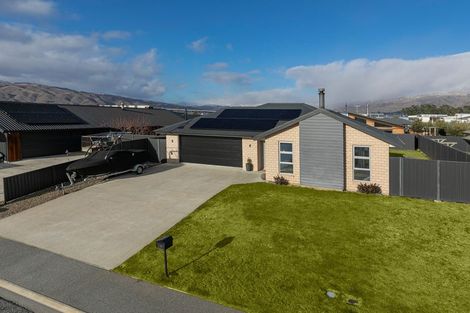 Photo of property in 9 Eldorado Place, Cromwell, 9310