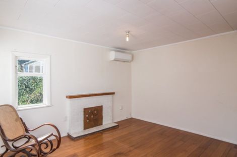 Photo of property in 37 Dale Road, Raumati South, Paraparaumu, 5032