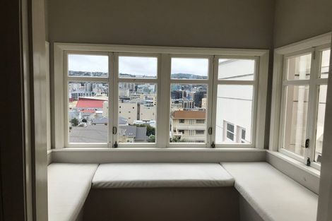Photo of property in 8/1 Earls Terrace, Mount Victoria, Wellington, 6011