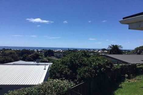 Photo of property in 2a Turehu Street, Merrilands, New Plymouth, 4312