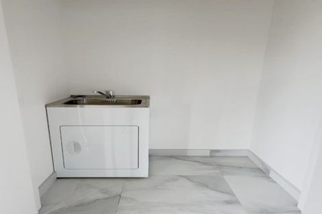 Photo of property in 41b Crestview Rise, Papakura, 2110