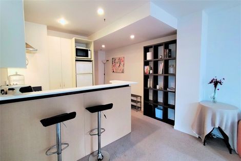 Photo of property in Terrace Heights Apartments, 8c/163 The Terrace, Wellington Central, Wellington, 6011