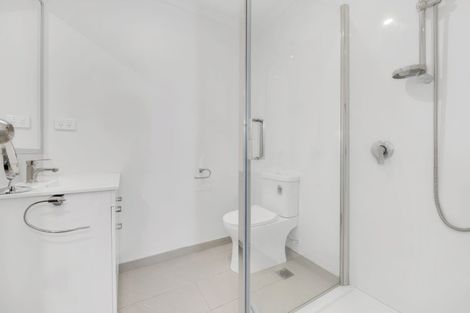 Photo of property in 21 Whareatua Avenue, Takanini, 2112