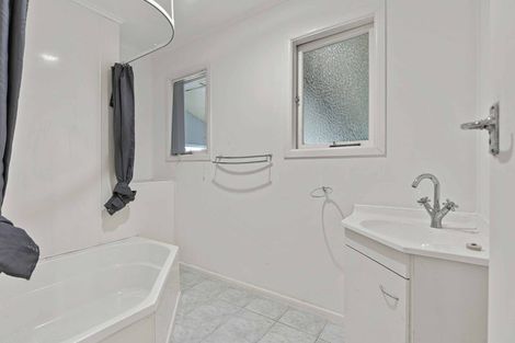 Photo of property in 66 West Road, Tokoroa, 3491