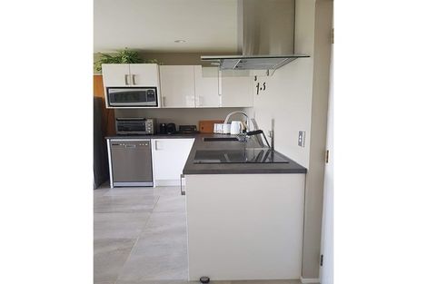 Photo of property in 30 Harry Ell Drive, Cashmere, Christchurch, 8022