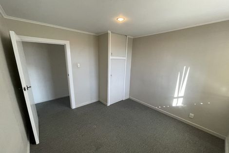 Photo of property in 94 Don Buck Road, Massey, Auckland, 0614