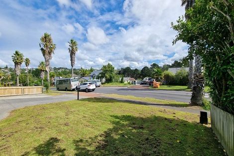 Photo of property in 27 Calypso Way, Unsworth Heights, Auckland, 0632