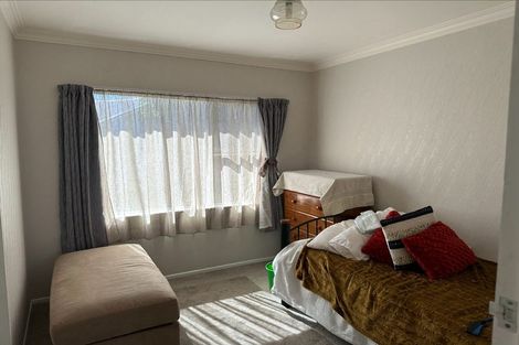 Photo of property in 14 Strathmore Avenue, Levin, 5510