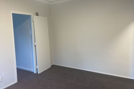 Photo of property in 63 Golf Road, New Lynn, Auckland, 0600