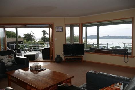 Photo of property in 6 Reotahi Road, Whangarei Heads, Whangarei, 0174