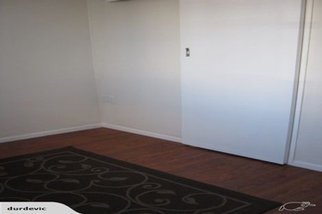 Photo of property in 7 Bayview Road, Hauraki, Auckland, 0622