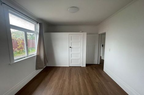 Photo of property in 22 Grande Vue Road, Hillpark, Auckland, 2102