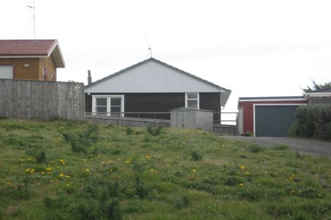 Photo of property in 11 Matakane Street, Waitarere Beach, Levin, 5510