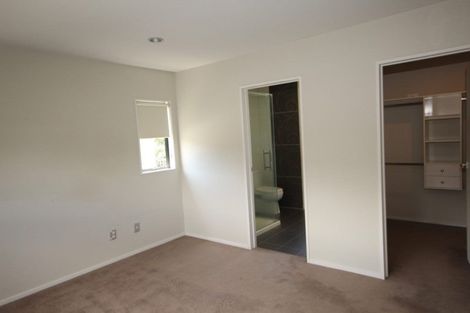 Photo of property in 21a Dallinghoe Crescent, Milford, Auckland, 0620