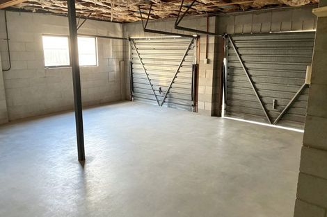 Photo of property in 144 Prince Regent Drive, Half Moon Bay, Auckland, 2012