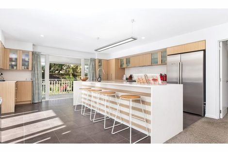 Photo of property in 142 Bower Avenue, New Brighton, Christchurch, 8083