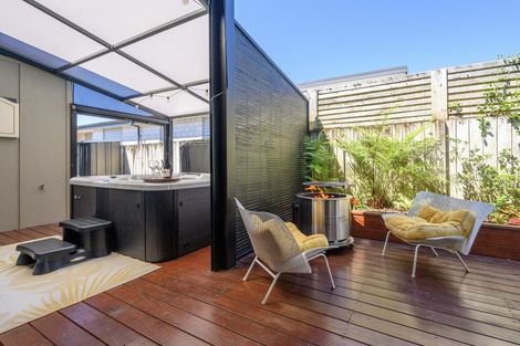 Photo of property in 2 Benmore Crescent, Pyes Pa, Tauranga, 3112