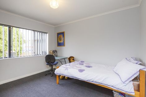 Photo of property in 82 Amberley Avenue, Highbury, Palmerston North, 4412