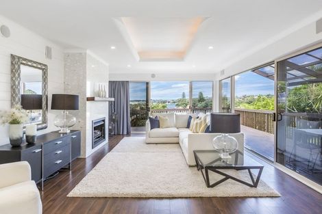 Photo of property in 3a Marama Street, Torbay, Auckland, 0630