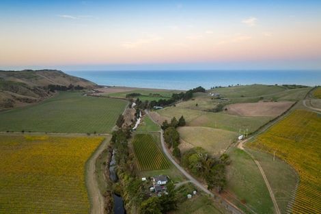 Photo of property in 265 Cable Station Road, Blind River, Seddon, 7285