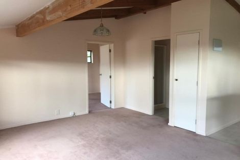 Photo of property in 13 Randal Place, Bayview, Auckland, 0629