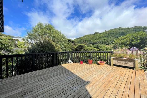 Photo of property in 18 Kenya Street, Ngaio, Wellington, 6035