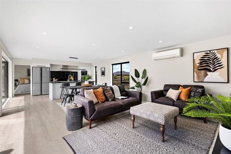 Photo of property in 17 Pajet Street, Marshland, Christchurch, 8083