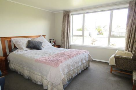 Photo of property in 115 Russell Street, Westport, 7825