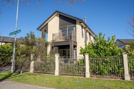 Photo of property in 42 Waterstone Avenue, Paraparaumu, 5032