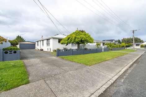 Photo of property in 11 Stephens Street, Waikiwi, Invercargill, 9810