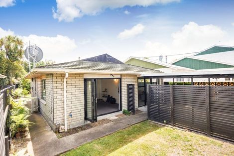 Photo of property in 11 Slacks Road, Awapuni, Palmerston North, 4412