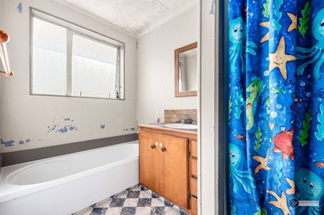 Photo of property in 46 Lord Street, Stokes Valley, Lower Hutt, 5019