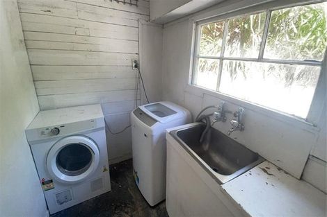 Photo of property in 37 Raroa Road, Kelburn, Wellington, 6012