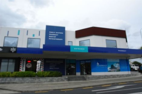 Photo of property in 2 Westvale Avenue, Ranui, Auckland, 0612