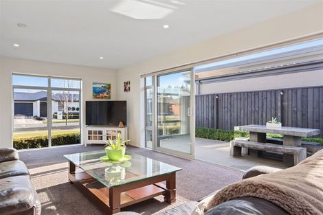 Photo of property in 12 Storer Street, Kaiapoi, 7630