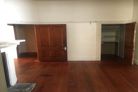 Photo of property in 4 Myrtle Crescent, Mount Cook, Wellington, 6021