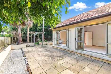 Photo of property in 25 Oakwood Grove, Eastern Beach, Auckland, 2012