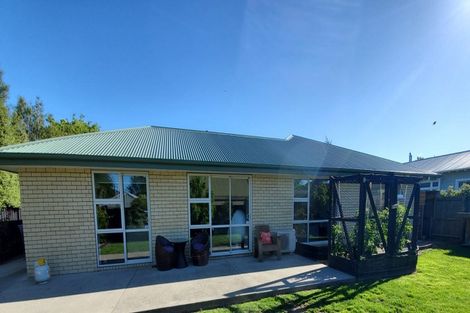 Photo of property in 12 Russell Street, Darfield, 7510