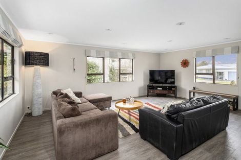 Photo of property in 46 Catherine Crescent, Whitianga, 3510