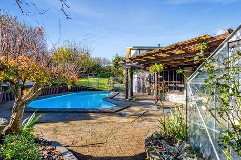 Photo of property in 21 Villa Place, Bell Block, New Plymouth, 4312