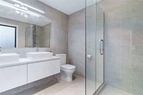 Photo of property in 11 Headland Drive, Long Bay, Auckland, 0630