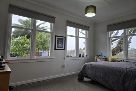 Photo of property in 79 Carrington Street, Lower Vogeltown, New Plymouth, 4310