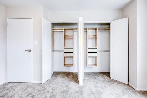 Photo of property in 18 Tumu Road, Papakura, 2110