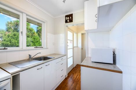Photo of property in 1/95 Rathgar Road, Henderson, Auckland, 0610