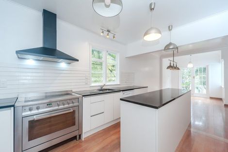 Photo of property in 100 Barnard Street, Wadestown, Wellington, 6012