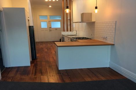 Photo of property in 20 Scarborough Terrace, Mount Victoria, Wellington, 6011