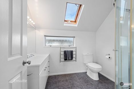 Photo of property in 10a Kauri Street, Woburn, Lower Hutt, 5011