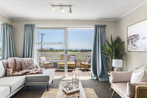Photo of property in 401 Koru Road, Koru, New Plymouth, 4374