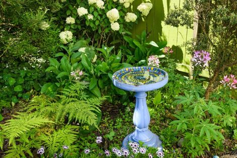 Photo of property in 2 Escort Grove, Awapuni, Palmerston North, 4412